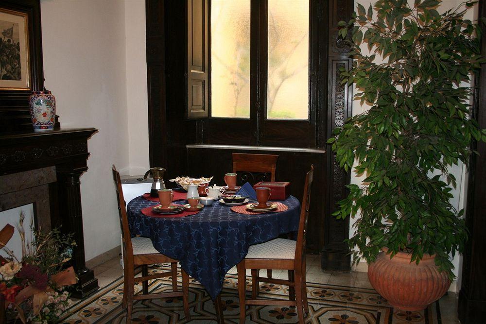 Hotel Al Maschio Angioino Castel Nuovo 3*
